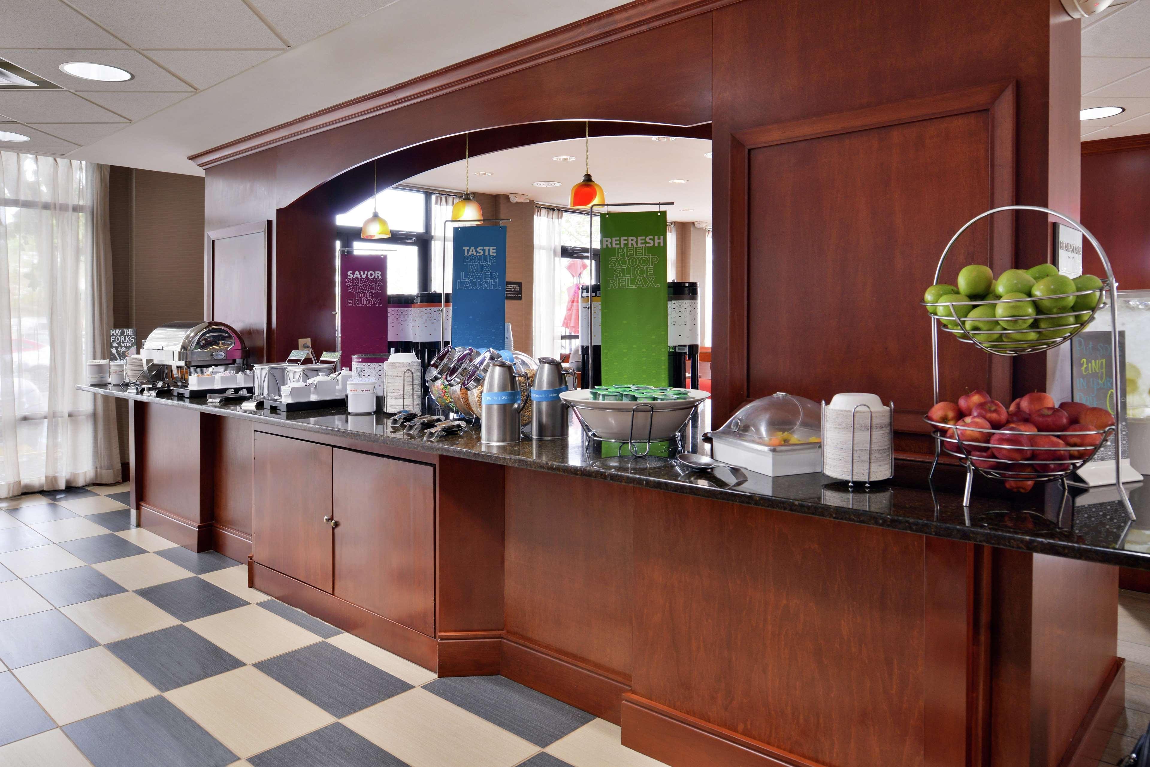 Hampton Inn Norfolk/Virginia Beach Exterior photo
