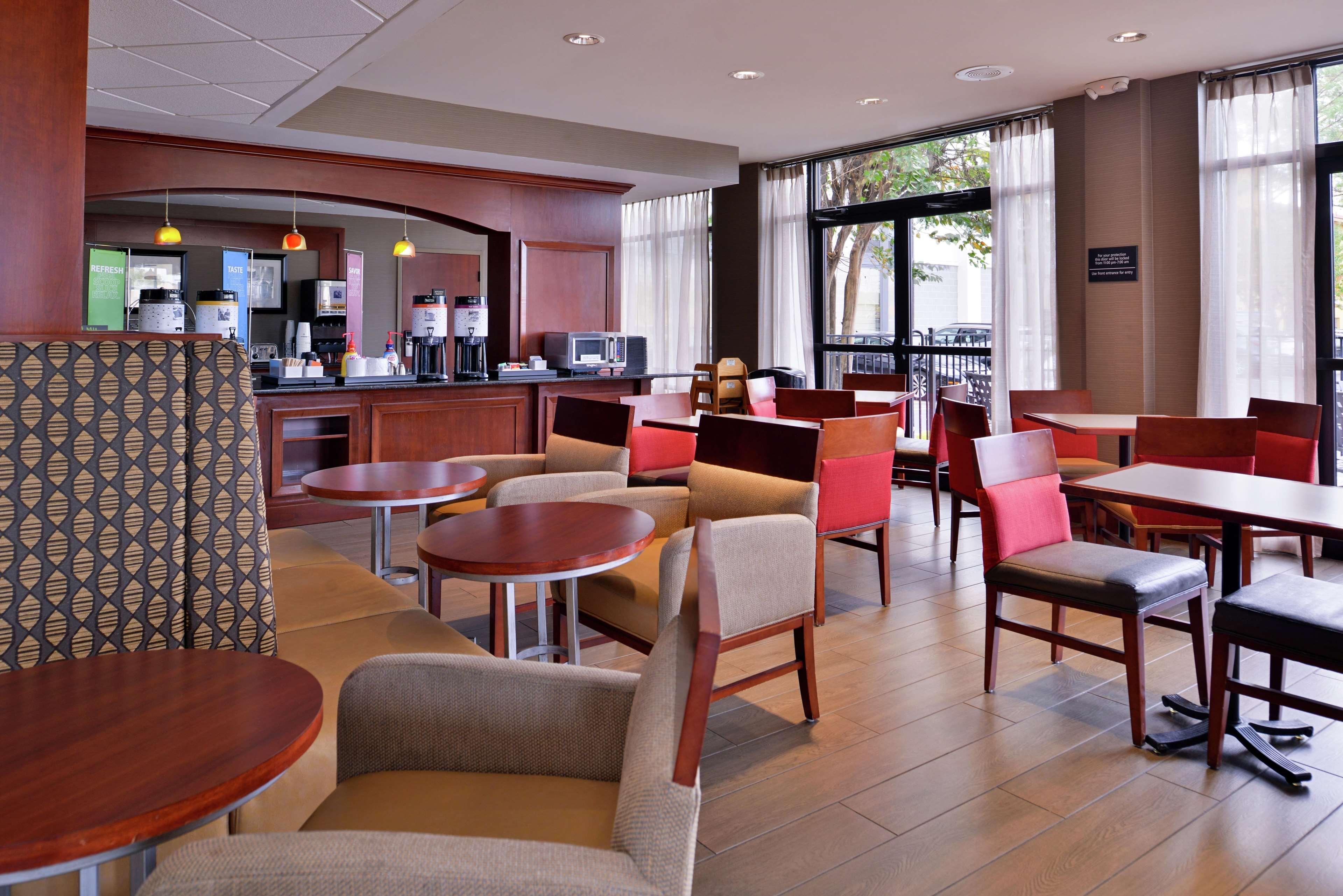 Hampton Inn Norfolk/Virginia Beach Exterior photo