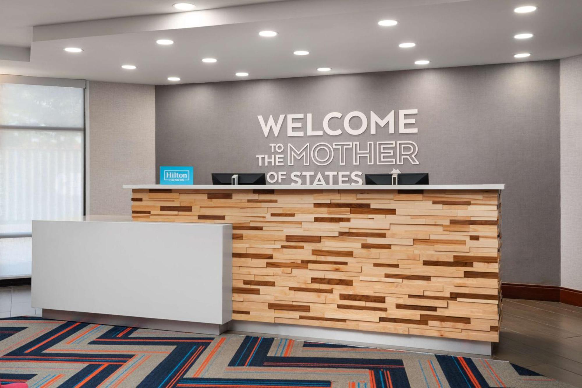 Hampton Inn Norfolk/Virginia Beach Exterior photo