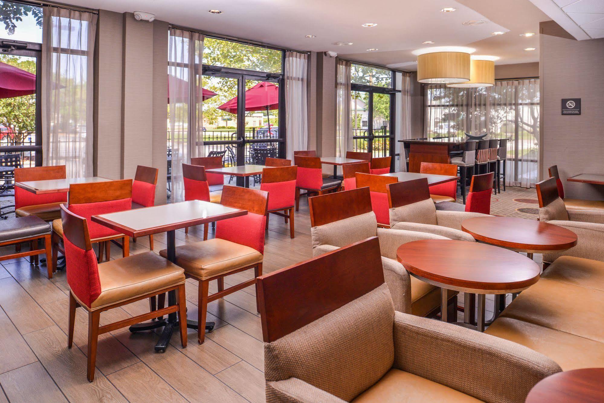 Hampton Inn Norfolk/Virginia Beach Exterior photo