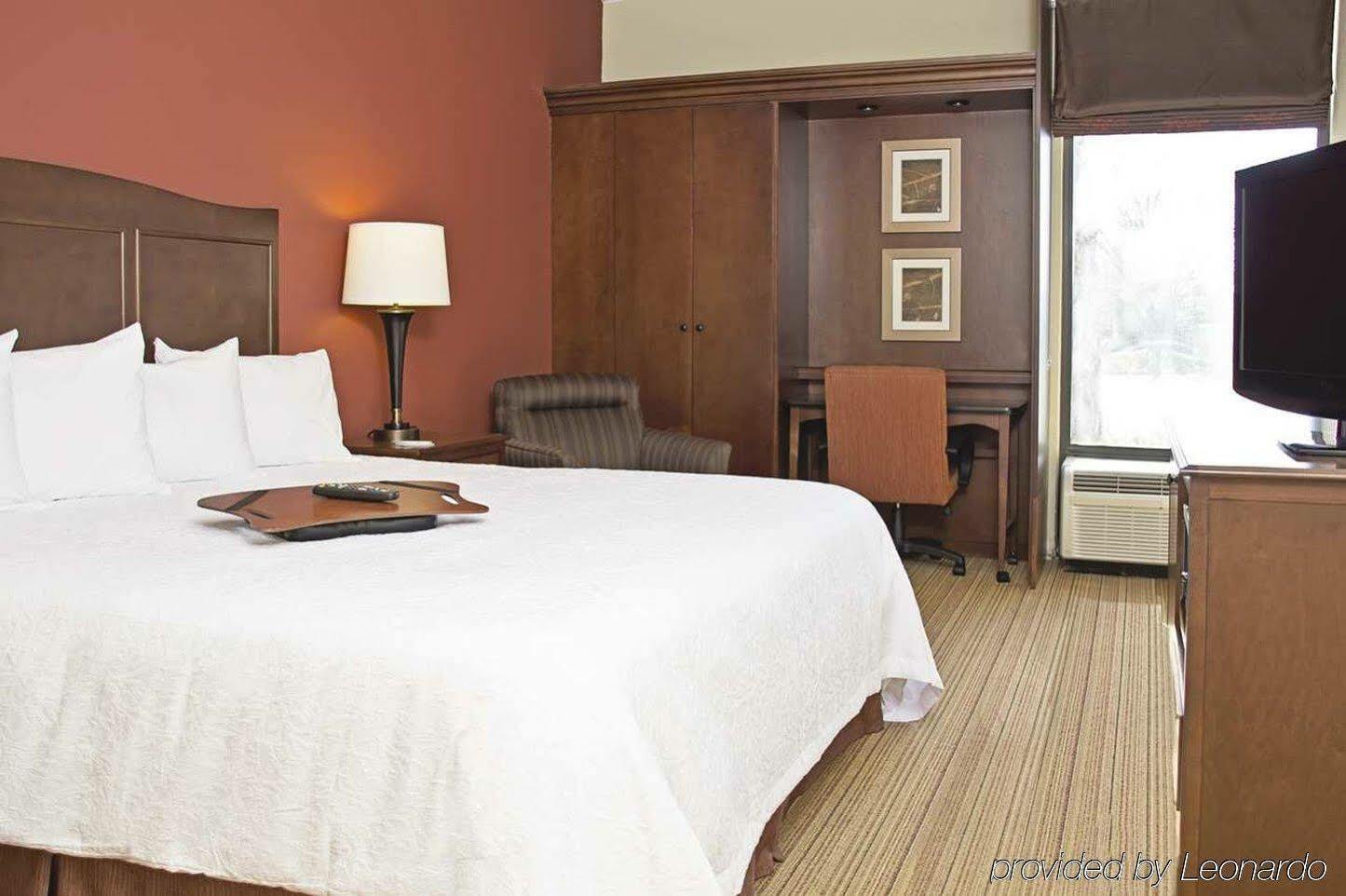 Hampton Inn Norfolk/Virginia Beach Exterior photo