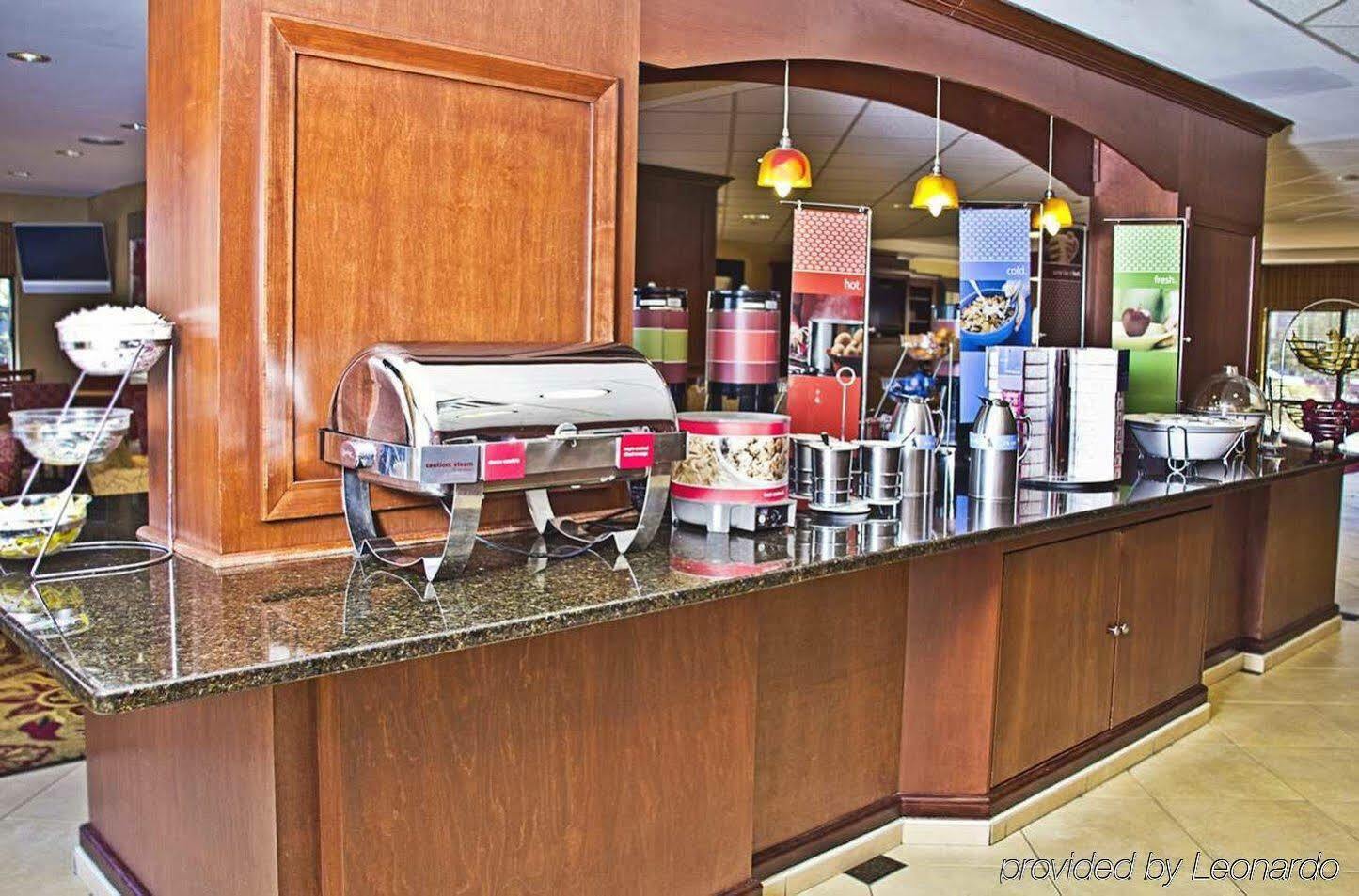 Hampton Inn Norfolk/Virginia Beach Exterior photo